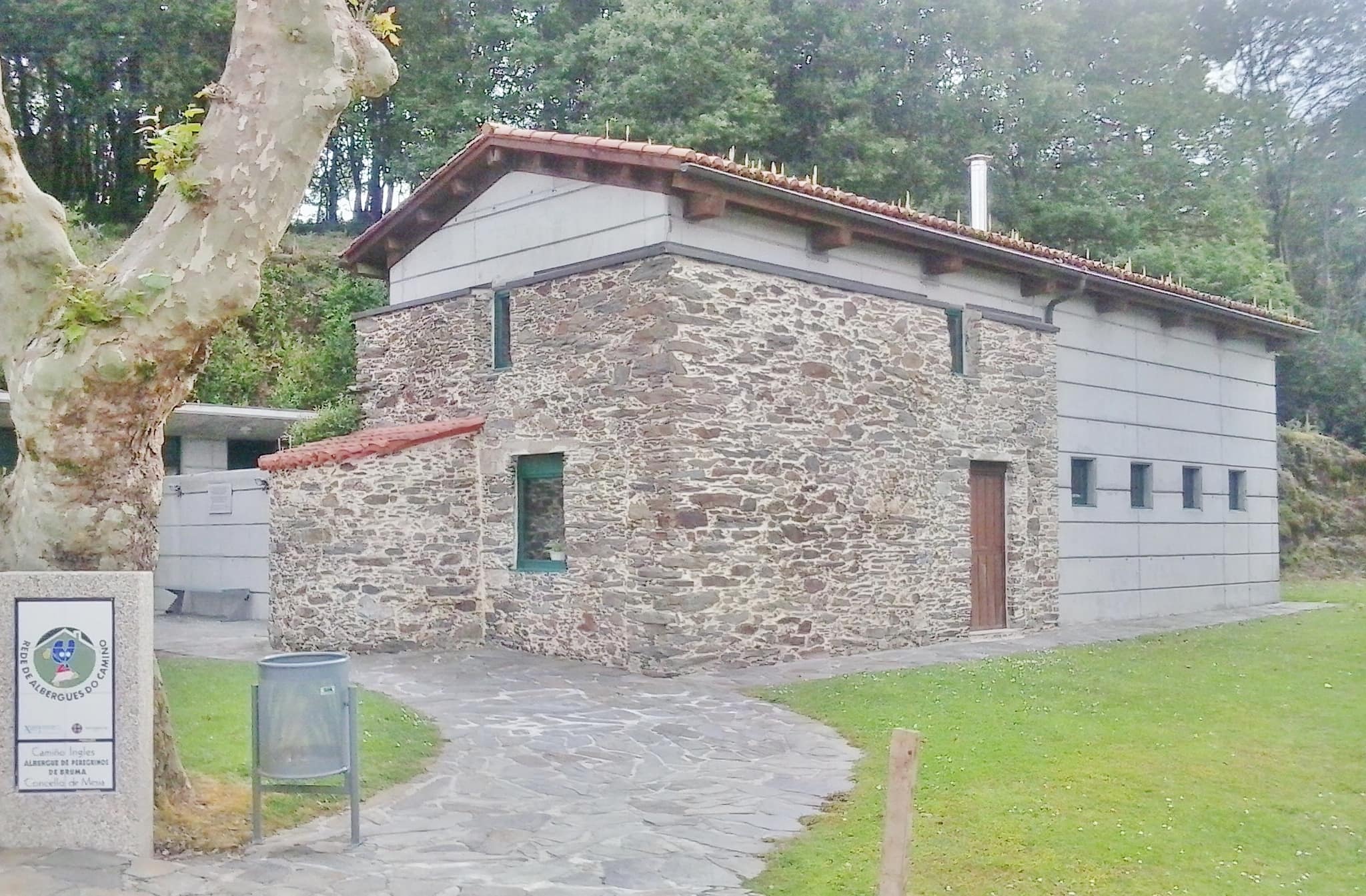 Albergue de peregrinos de Hospital de Bruma, en el Camino Inglés